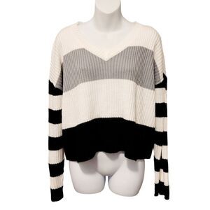 2/$20 Shein Black & White Stripes V-Neck Sweater Size: Small